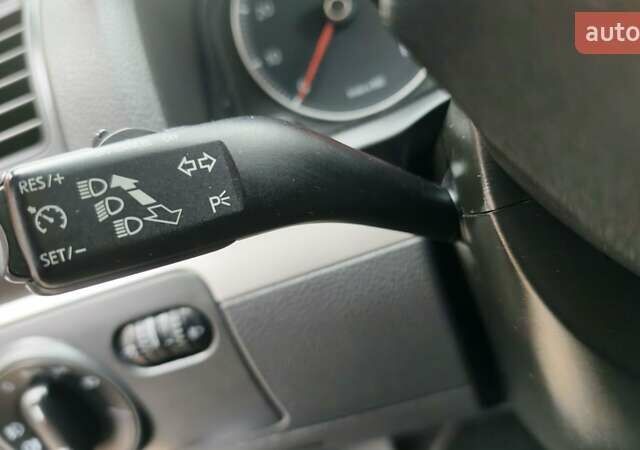 Черный Фольксваген Гольф, объемом двигателя 1.4 л и пробегом 181 тыс. км за 7800 $, фото 16 на Automoto.ua