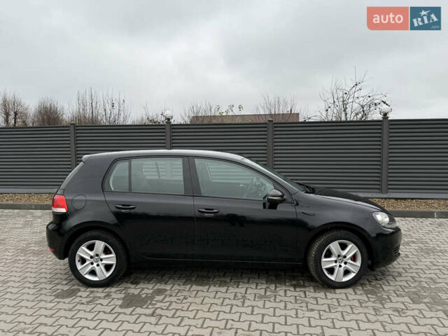 Черный Фольксваген Гольф, объемом двигателя 1.6 л и пробегом 198 тыс. км за 7899 $, фото 24 на Automoto.ua