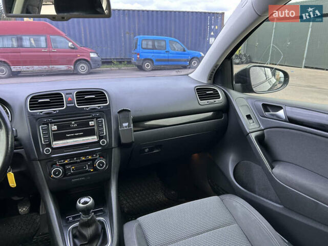 Фольксваген Гольф 2009 в Ровно на Automoto.ua Черный Фольксваген Гольф, объемом двигателя 1.97 л и пробегом 307 тыс. км за 7200 $, фото 24 на Automoto.ua