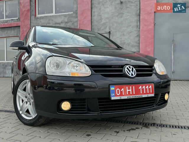 Черный Фольксваген Гольф, объемом двигателя 1.6 л и пробегом 243 тыс. км за 5999 $, фото 3 на Automoto.ua