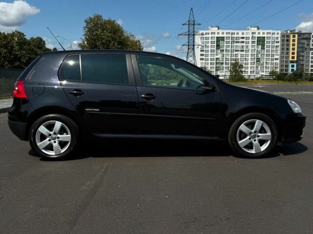 Чорний Фольксваген Гольф, об'ємом двигуна 1.4 л та пробігом 223 тис. км за 6700 $, фото 5 на Automoto.ua