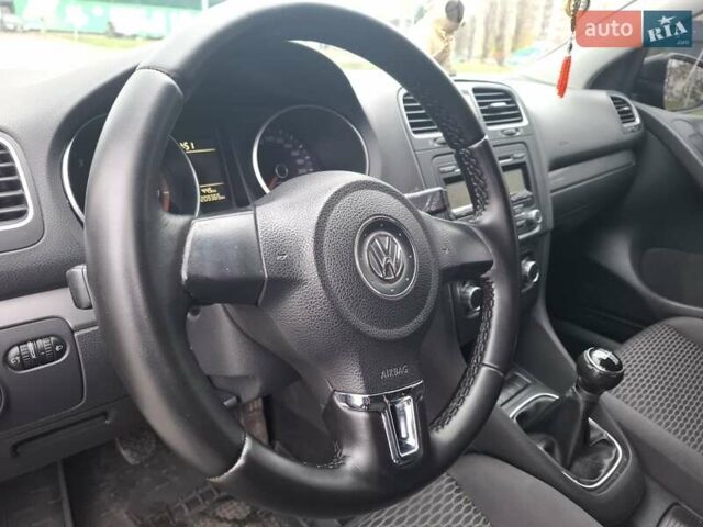 Чорний Фольксваген Гольф, об'ємом двигуна 1.39 л та пробігом 209 тис. км за 7400 $, фото 11 на Automoto.ua