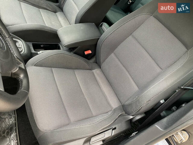 Черный Фольксваген Гольф, объемом двигателя 1.39 л и пробегом 240 тыс. км за 7550 $, фото 17 на Automoto.ua