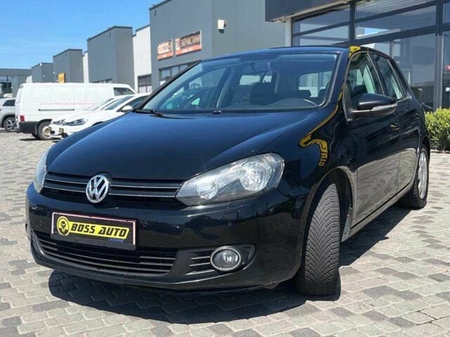 Черный Фольксваген Гольф, объемом двигателя 1.6 л и пробегом 194 тыс. км за 7300 $, фото 2 на Automoto.ua