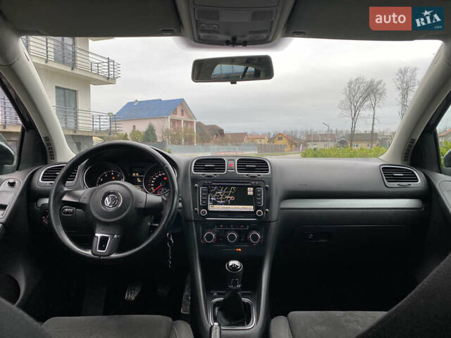 Черный Фольксваген Гольф, объемом двигателя 1.39 л и пробегом 190 тыс. км за 7200 $, фото 25 на Automoto.ua