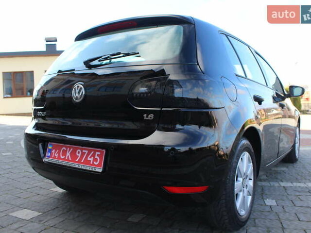Черный Фольксваген Гольф, объемом двигателя 1.6 л и пробегом 210 тыс. км за 7390 $, фото 29 на Automoto.ua