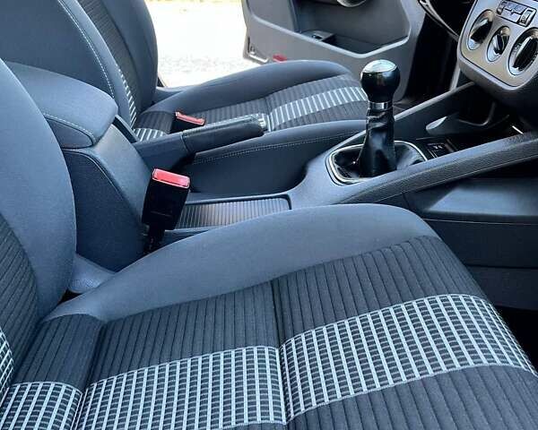 Чорний Фольксваген Гольф, об'ємом двигуна 1.4 л та пробігом 177 тис. км за 6999 $, фото 25 на Automoto.ua