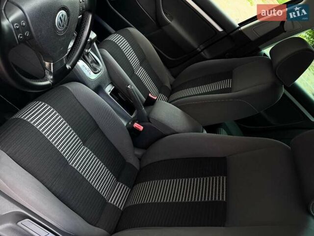 Чорний Фольксваген Гольф, об'ємом двигуна 1.4 л та пробігом 223 тис. км за 6700 $, фото 9 на Automoto.ua