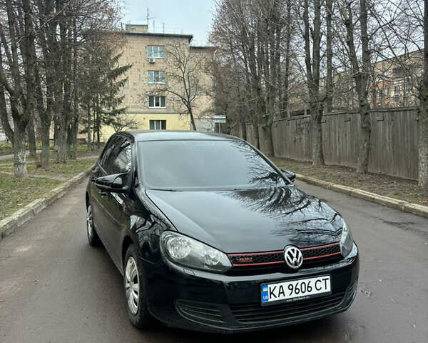 Черный Фольксваген Гольф, объемом двигателя 1.39 л и пробегом 246 тыс. км за 5999 $, фото 4 на Automoto.ua
