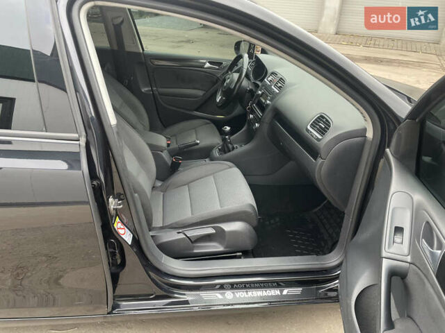 Фольксваген Гольф 2009 в Теофиполь на Automoto.ua Черный Фольксваген Гольф, объемом двигателя 1.39 л и пробегом 264 тыс. км за 5999 $, фото 7 на Automoto.ua