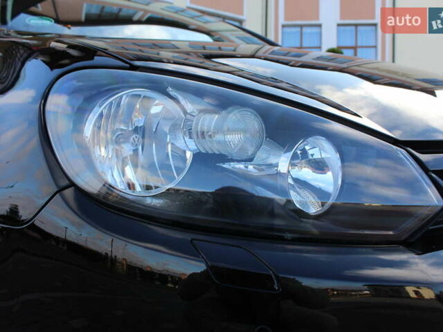 Черный Фольксваген Гольф, объемом двигателя 1.6 л и пробегом 210 тыс. км за 7390 $, фото 19 на Automoto.ua