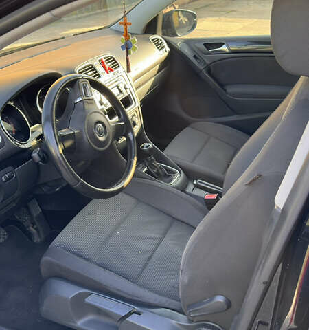 Чорний Фольксваген Гольф, об'ємом двигуна 1.39 л та пробігом 205 тис. км за 7500 $, фото 8 на Automoto.ua