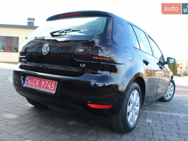 Черный Фольксваген Гольф, объемом двигателя 1.6 л и пробегом 210 тыс. км за 7590 $, фото 13 на Automoto.ua
