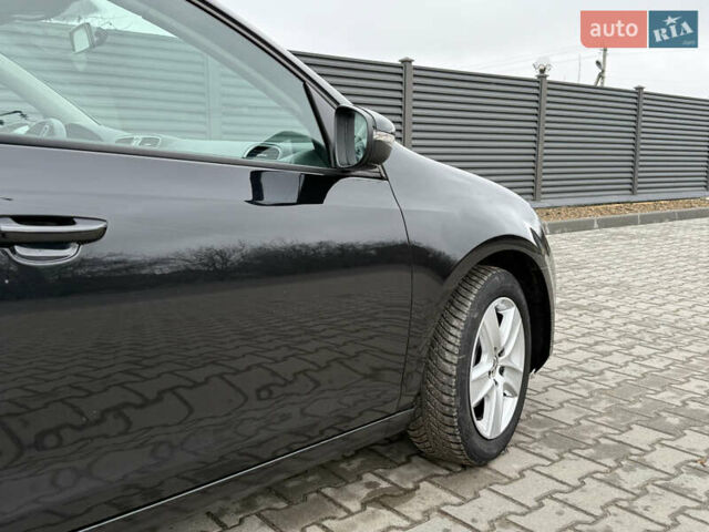 Черный Фольксваген Гольф, объемом двигателя 1.6 л и пробегом 198 тыс. км за 7950 $, фото 16 на Automoto.ua