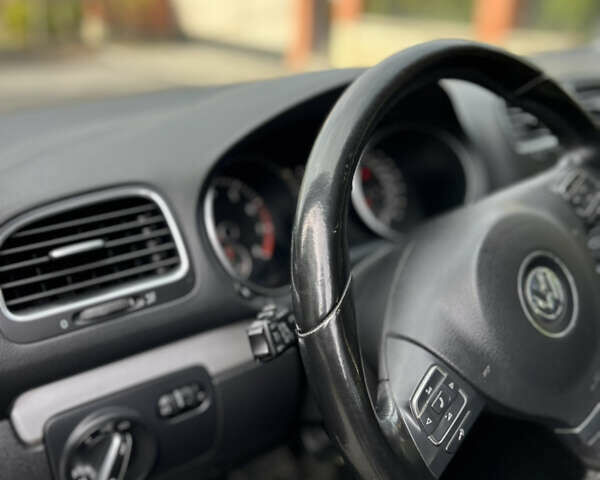 Чорний Фольксваген Гольф, об'ємом двигуна 1.4 л та пробігом 110 тис. км за 8100 $, фото 11 на Automoto.ua