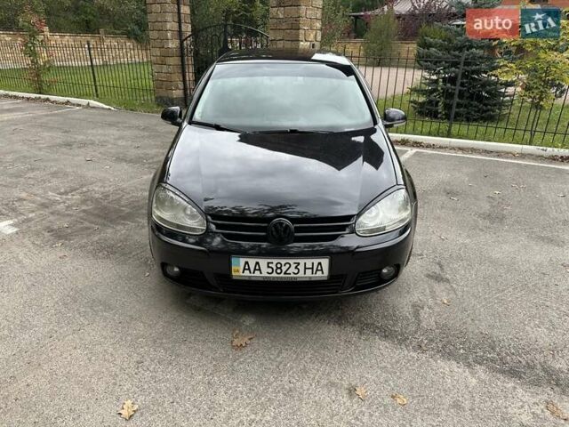 Черный Фольксваген Гольф, объемом двигателя 1.6 л и пробегом 196 тыс. км за 7000 $, фото 14 на Automoto.ua