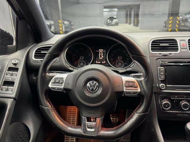 Фольксваген Гольф 2009 в Черновцах на Automoto.ua Черный Фольксваген Гольф, объемом двигателя 2 л и пробегом 250 тыс. км за 9800 $, фото 10 на Automoto.ua