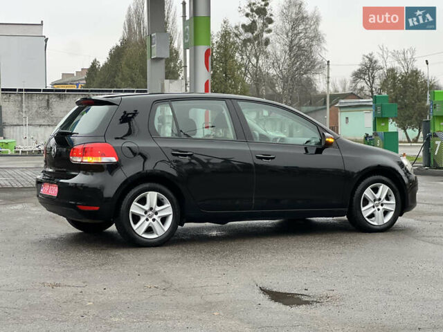 Черный Фольксваген Гольф, объемом двигателя 1.6 л и пробегом 241 тыс. км за 7999 $, фото 18 на Automoto.ua