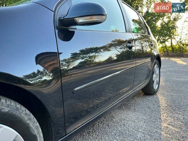 Чорний Фольксваген Гольф, об'ємом двигуна 1.4 л та пробігом 177 тис. км за 6999 $, фото 1 на Automoto.ua