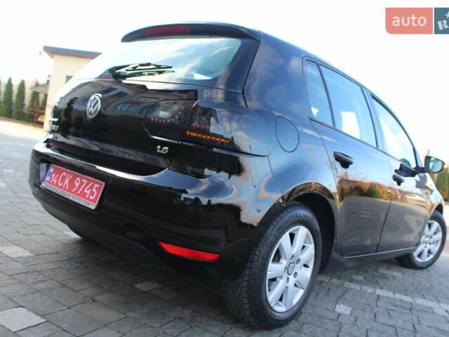 Черный Фольксваген Гольф, объемом двигателя 1.6 л и пробегом 210 тыс. км за 7590 $, фото 15 на Automoto.ua