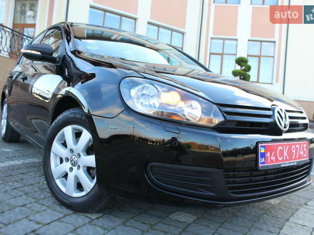 Черный Фольксваген Гольф, объемом двигателя 1.6 л и пробегом 210 тыс. км за 7590 $, фото 6 на Automoto.ua