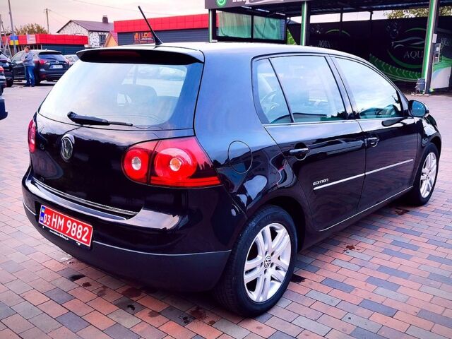 Черный Фольксваген Гольф, объемом двигателя 1.4 л и пробегом 252 тыс. км за 5599 $, фото 3 на Automoto.ua