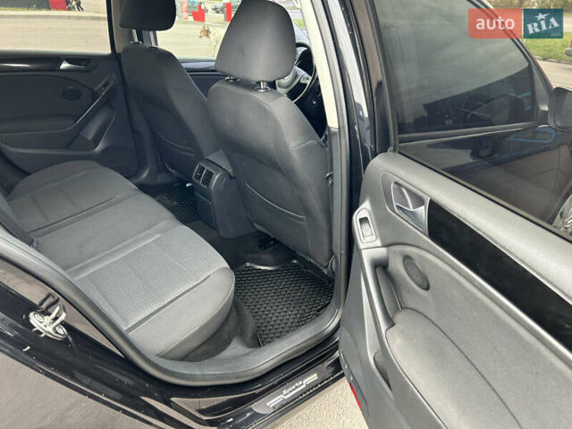 Фольксваген Гольф 2009 в Ровно на Automoto.ua Черный Фольксваген Гольф, объемом двигателя 1.97 л и пробегом 307 тыс. км за 7200 $, фото 15 на Automoto.ua