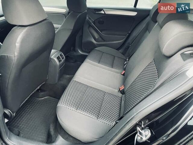 Черный Фольксваген Гольф, объемом двигателя 1.6 л и пробегом 247 тыс. км за 7950 $, фото 50 на Automoto.ua