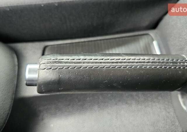 Черный Фольксваген Гольф, объемом двигателя 1.39 л и пробегом 197 тыс. км за 7350 $, фото 84 на Automoto.ua