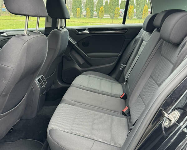 Черный Фольксваген Гольф, объемом двигателя 1.39 л и пробегом 251 тыс. км за 8400 $, фото 27 на Automoto.ua