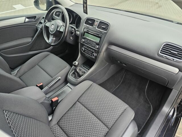 Чорний Фольксваген Гольф, об'ємом двигуна 1.6 л та пробігом 215 тис. км за 7900 $, фото 20 на Automoto.ua