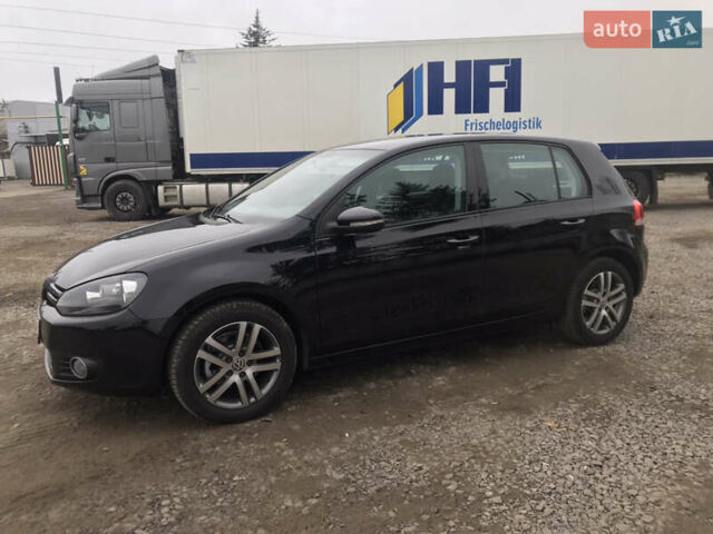 Черный Фольксваген Гольф, объемом двигателя 1.6 л и пробегом 232 тыс. км за 8200 $, фото 1 на Automoto.ua
