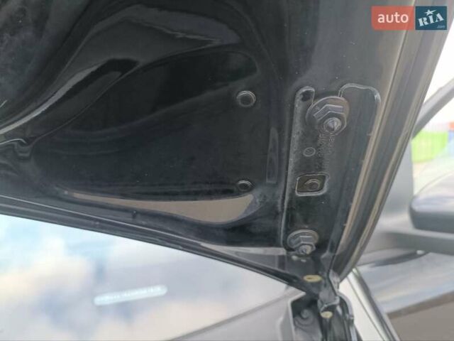 Чорний Фольксваген Гольф, об'ємом двигуна 0 л та пробігом 223 тис. км за 6999 $, фото 26 на Automoto.ua