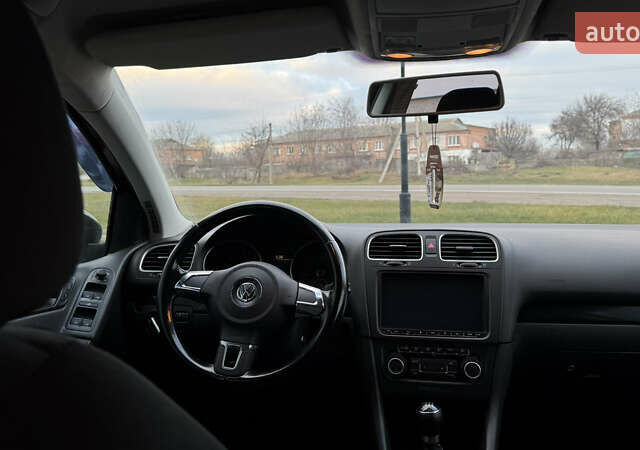 Черный Фольксваген Гольф, объемом двигателя 1.39 л и пробегом 256 тыс. км за 7799 $, фото 20 на Automoto.ua