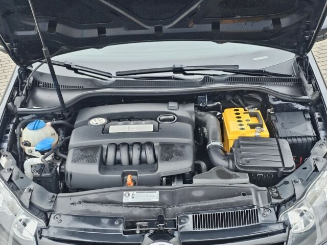 Чорний Фольксваген Гольф, об'ємом двигуна 1.6 л та пробігом 215 тис. км за 7900 $, фото 14 на Automoto.ua