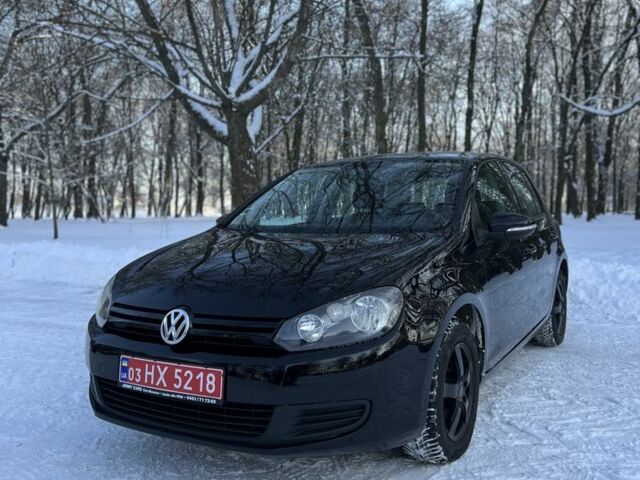 Черный Фольксваген Гольф, объемом двигателя 1.4 л и пробегом 242 тыс. км за 6999 $, фото 1 на Automoto.ua