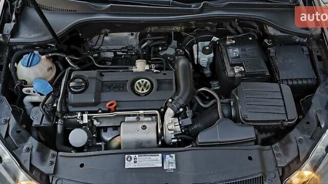 Чорний Фольксваген Гольф, об'ємом двигуна 1.39 л та пробігом 187 тис. км за 8000 $, фото 28 на Automoto.ua