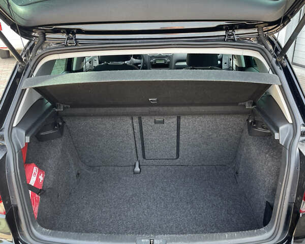 Чорний Фольксваген Гольф, об'ємом двигуна 1.39 л та пробігом 208 тис. км за 7900 $, фото 42 на Automoto.ua