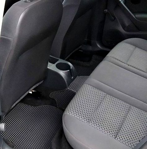 Черный Фольксваген Гольф, объемом двигателя 1.4 л и пробегом 201 тыс. км за 7000 $, фото 6 на Automoto.ua