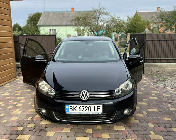 Черный Фольксваген Гольф, объемом двигателя 1.6 л и пробегом 281 тыс. км за 8000 $, фото 8 на Automoto.ua