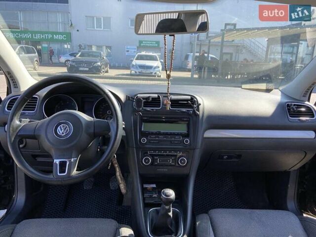 Черный Фольксваген Гольф, объемом двигателя 1.39 л и пробегом 193 тыс. км за 7600 $, фото 1 на Automoto.ua