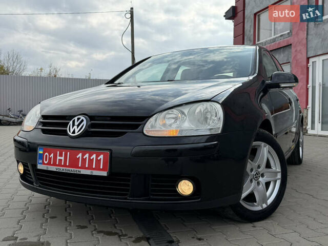 Черный Фольксваген Гольф, объемом двигателя 1.6 л и пробегом 243 тыс. км за 5999 $, фото 7 на Automoto.ua