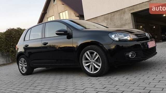 Чорний Фольксваген Гольф, об'ємом двигуна 1.39 л та пробігом 187 тис. км за 8000 $, фото 4 на Automoto.ua