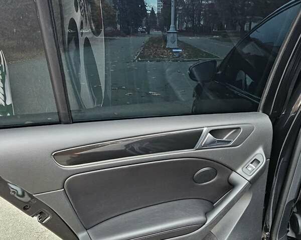 Черный Фольксваген Гольф, объемом двигателя 1.98 л и пробегом 186 тыс. км за 6700 $, фото 15 на Automoto.ua