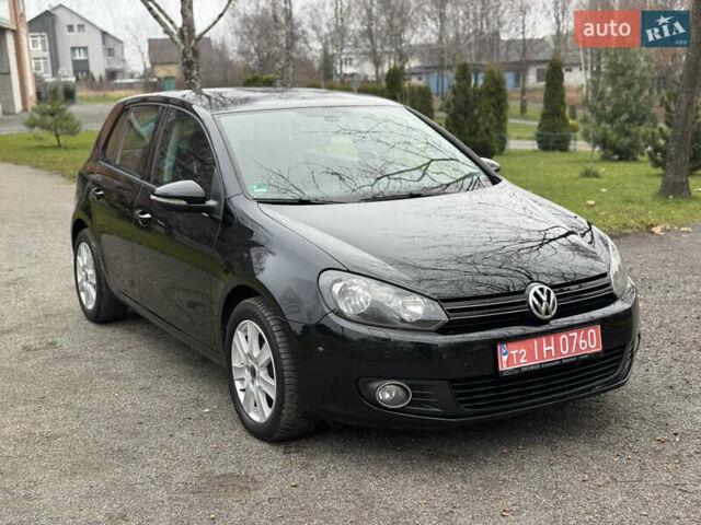 Черный Фольксваген Гольф, объемом двигателя 1.39 л и пробегом 251 тыс. км за 8400 $, фото 2 на Automoto.ua