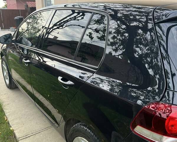 Черный Фольксваген Гольф, объемом двигателя 1.39 л и пробегом 239 тыс. км за 6800 $, фото 8 на Automoto.ua