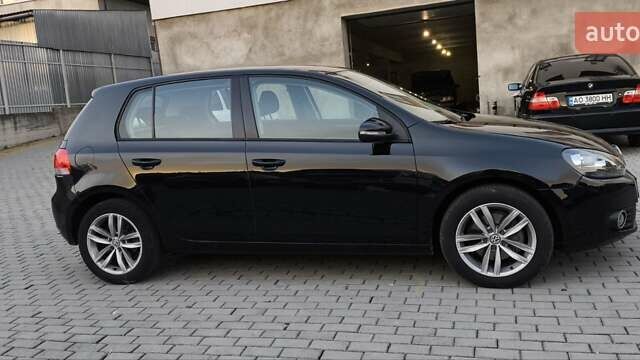 Чорний Фольксваген Гольф, об'ємом двигуна 1.39 л та пробігом 187 тис. км за 8000 $, фото 5 на Automoto.ua
