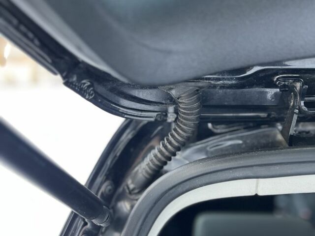 Черный Фольксваген Гольф, объемом двигателя 1.4 л и пробегом 242 тыс. км за 6999 $, фото 14 на Automoto.ua