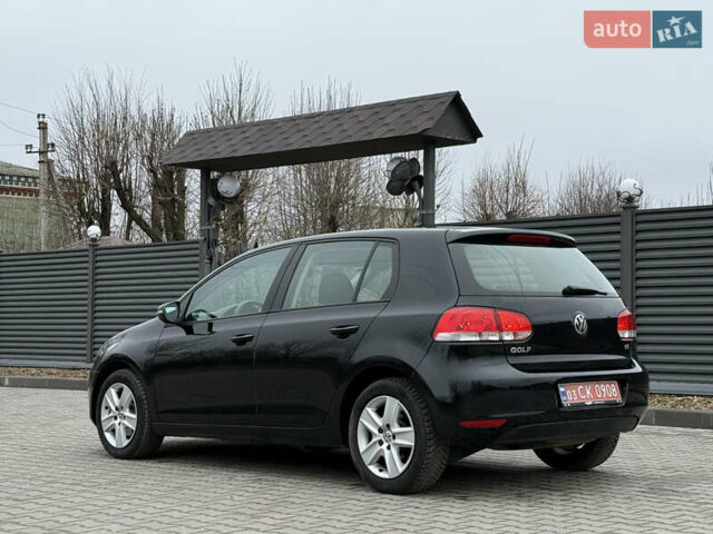 Черный Фольксваген Гольф, объемом двигателя 1.6 л и пробегом 198 тыс. км за 7899 $, фото 13 на Automoto.ua