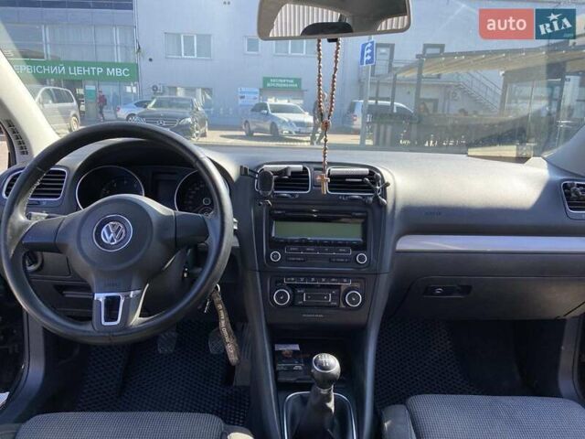 Черный Фольксваген Гольф, объемом двигателя 1.39 л и пробегом 193 тыс. км за 7600 $, фото 5 на Automoto.ua